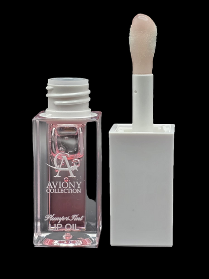 LACY** Lip Plumping Lip Oil**