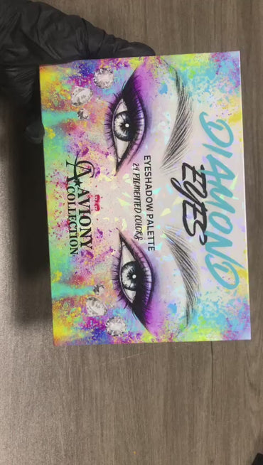 EYESHADOW 24 PALETTE** DIAMOND EYES**